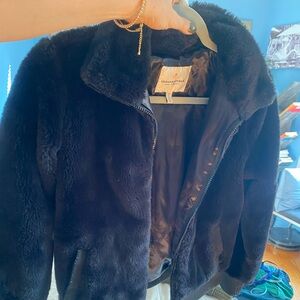 Perfect for Fall and Holiday pics. Good condition. Girls. Size 7/8